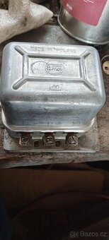 Relé 12V 300w vhodné na trakturky
