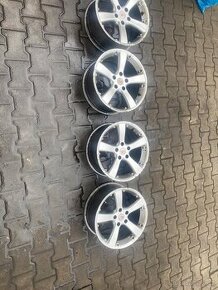 Lítá kola 5x114.3R 17