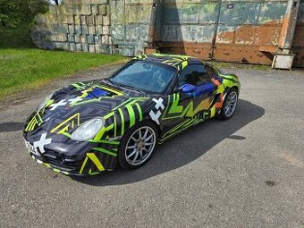 Porsche Cayman S manuál magnetický podvozek zakázkový výfuk