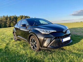 Toyota C-HR 2.0 hybrid, výbava Style