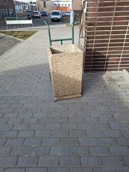 Betonový truhlík - 1