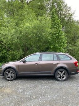 Škoda Octavia III Scout