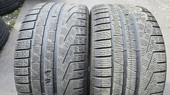 Zimní pneu 275/35/19 Pirelli