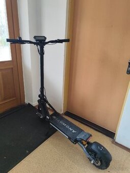 Elektrokoloběžka angwatt cs 1