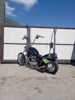 Suzuki Intruder 800