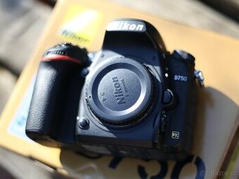 Nikon D750  - jen 10 tisíc snímků