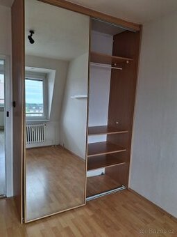 Prodán skříň - na míru - velká zrcadla