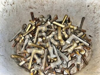 Staré mosazné kliky