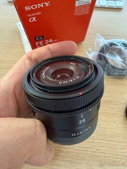 Objektiv SONY FE 24mm f/2.8 G, v záruce a příslušenstvím