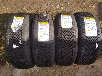 Prodám nové zimní pneu Pirelli 215/55 R17