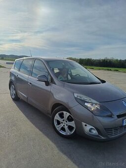 Renaul grand scenic 1.9 dci