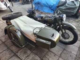Dněpr,Ural M72 se sidecar
