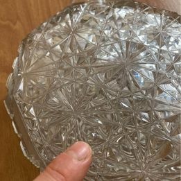 Lisovaná retro váza nebo karafa