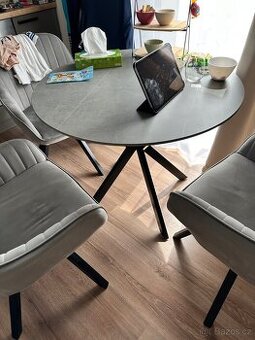 Jídelní stůl TOLOA - šedá/černá