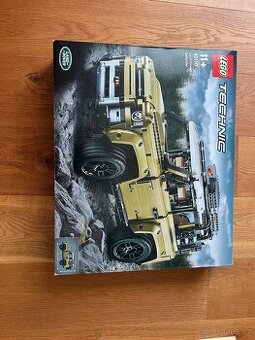 Lego Land Rover Defender Technic