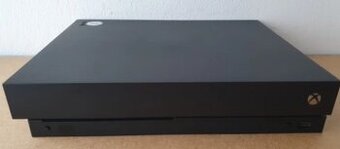 XBOX ONE X 1TB + pad (s mechanikou)