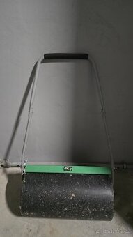 Zahradní válec for_q