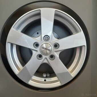 Sada ALU DISKŮ DEZENT TD