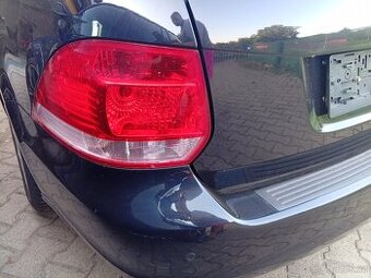 Prodám leve zadní světlo na volkswagen golf 5,6 variant