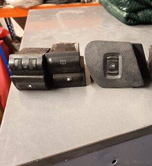 Vypínače, tlačítka Octavia 1