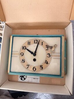 Starožitné natahovací hodiny - 1