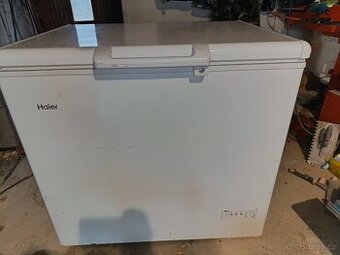 Pultový mrazák 259 l