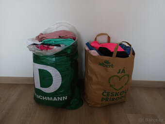 Balík oblečení pro holku (7-10 let) (stále aktuální)