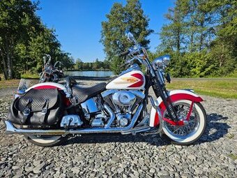 Harley Davidson sedlo Heritage Springer