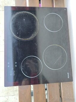 Sklokeramická varná deska Gorenje