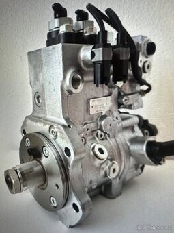 Nové vstřikovací čerpadlo Bosch-Renault Kerax,Midlum,Premium