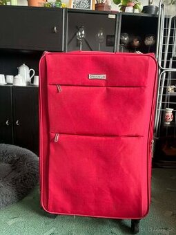 Cestovní kufr na kolečkách