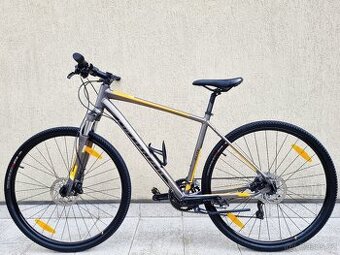 #27 Trekové hliníkové kolo Specialized 28“ Zánovní