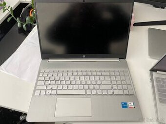 HP Laptop 15s
