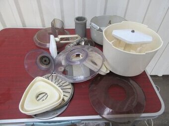 Nabízím nástavce k mixeru Eta 0010, 012, 022. Na 6 fotografi