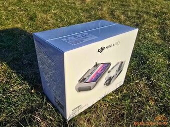 DJI Mini 4 Pro Fly More Combo