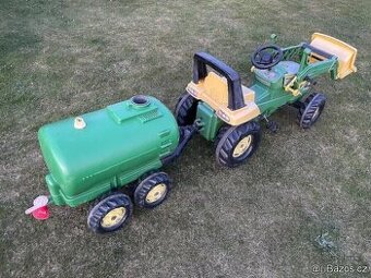 Prodám dětský šlapací traktor Rolly Toys + nádrž na vodu