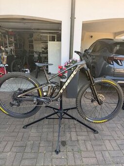 Trek slash 8 gen 5 2021