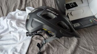 Trail helma Scott Vivo Plus Mips vel.S