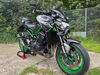 Kawasaki Z900–2023–23 507km–koupená nová v ČR