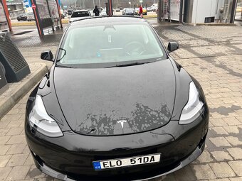 Tesla Model 3 2023