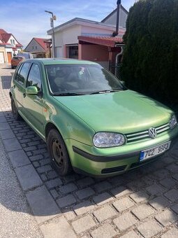 Golf 4