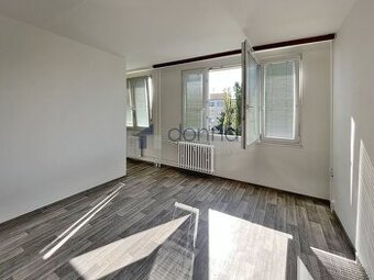 Pronájem bytu 1+kk, 26m2, P9 - Prosek, ul.Českolipská, M Stř