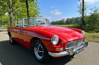 MGB Roadster - 1
