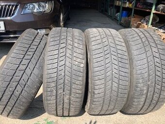 sada pneu Landsail 225/40x18