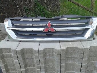 Mitsubishi Pajero 3,2DID maska