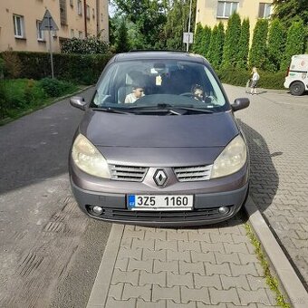 Renolt grand scenic 1.9 dci