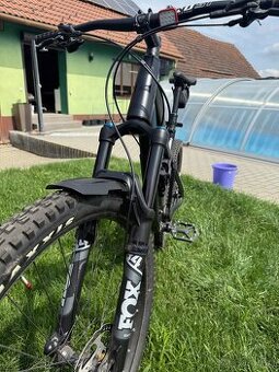 Celoodpružené kolo GHOST Riot Trail Essential 29 Black/Black