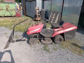 Zahradní traktor
