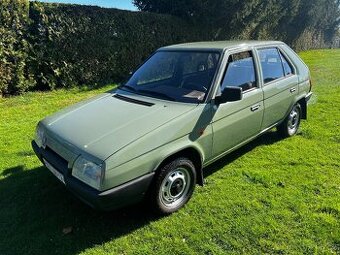 Škoda Favorit r.v. 1990, najeto 33 000 km