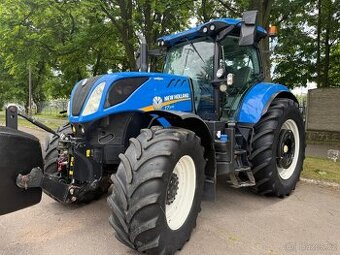 Zemědělský traktor New Holland T7.270 AutoCommand rok výroby